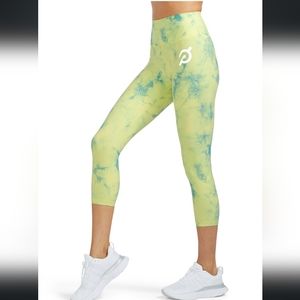 Peloton Cadent Crop Leggings - Medium